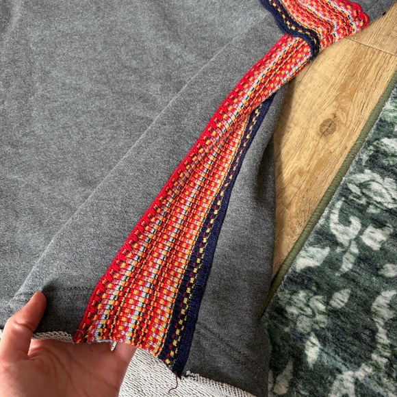 Natural Life Charcoal Knit Trim Sweatshirt Size L/XL - Picture 7 of 10